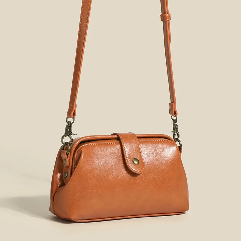 Vintage Women's Fashion 2022 Summer New High-End Feel Stylish Doctor Bag Niche Design Versatile Single Shoulder Slant Cross Bag