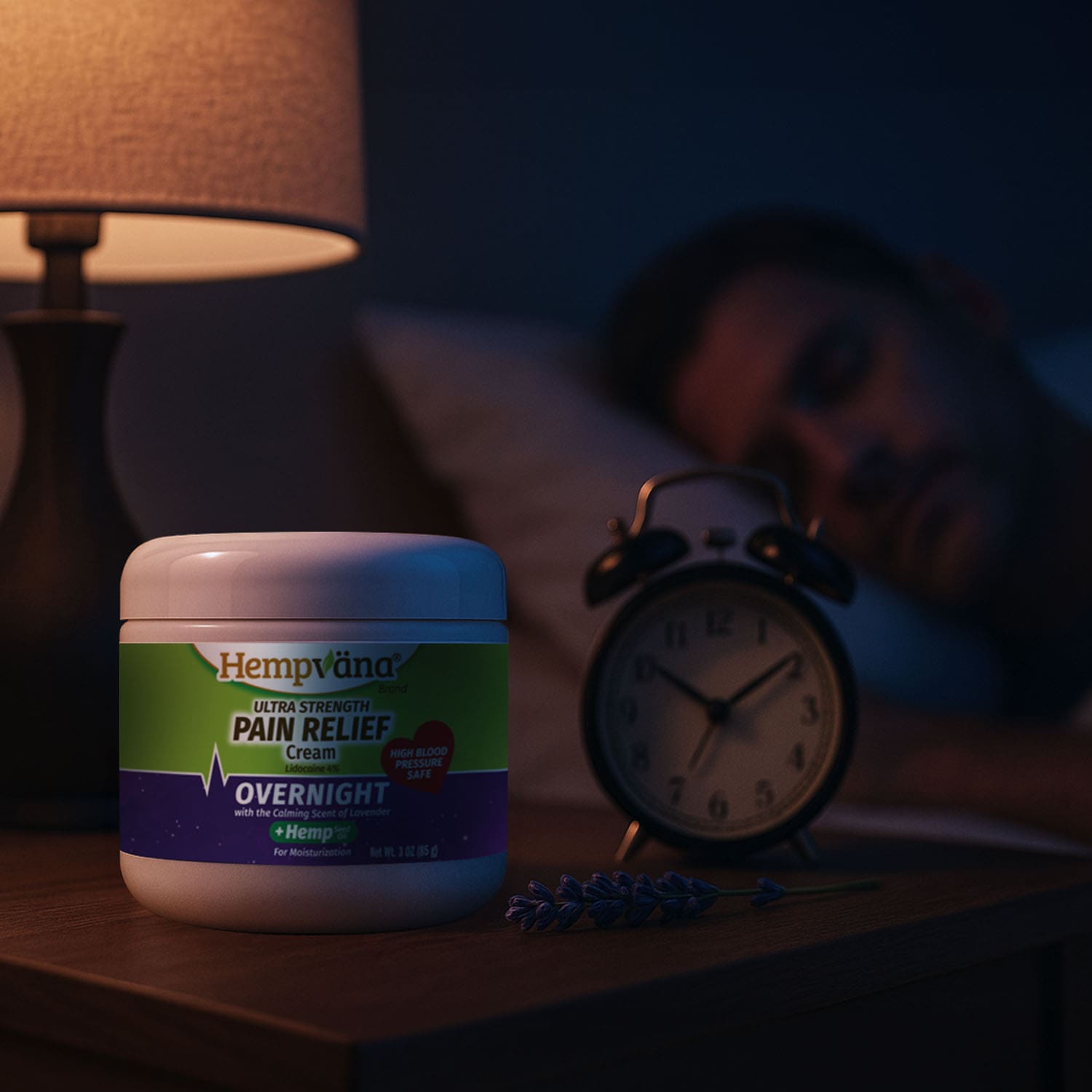 Aurenza Shop Overnight product image showing the packaging with a sleek design and the product name prominently displayed