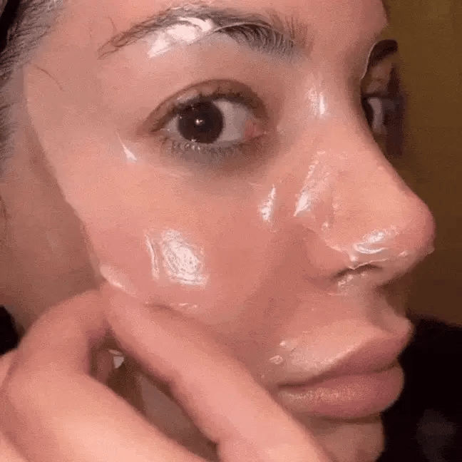 Aurenza Shop Christmas limited edition collagen night masks, featuring a high-quality face mask and gift brush for youthful, hydrated skin.