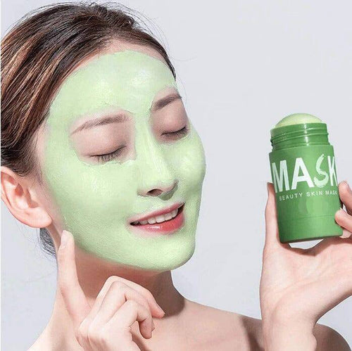 Green Tea Purifying Clay Face Mask by Aurenza Shop for oil control and blackhead removal, shown in its packaging.